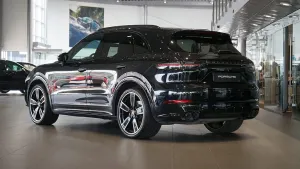 Porsche Cayenne 2021
